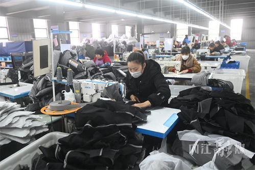 沖刺“開(kāi)門紅”，內(nèi)江外貿(mào)企業(yè)生產(chǎn)忙，嬰童用品與器材訂單旺